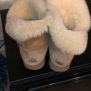 Uggs tan